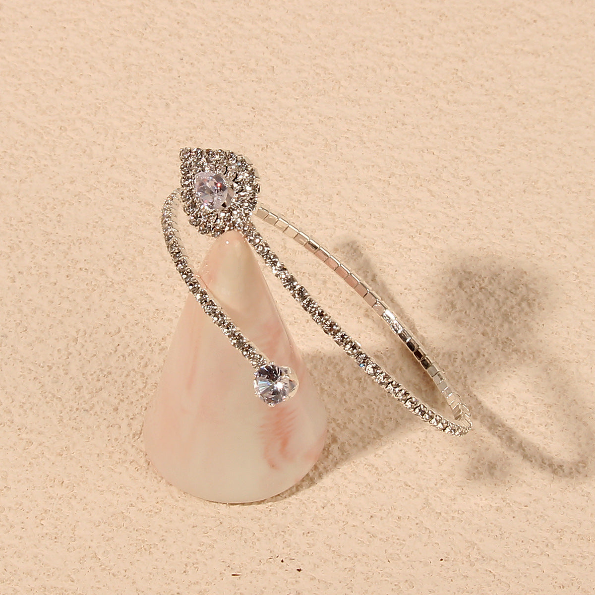 Braccialetto di diamanti con goccia d'acqua sexy e alla moda