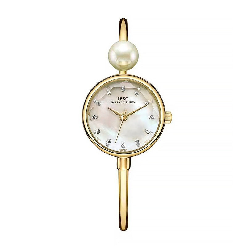 Orologio da donna con bracciale e superficie a conchiglia e perla