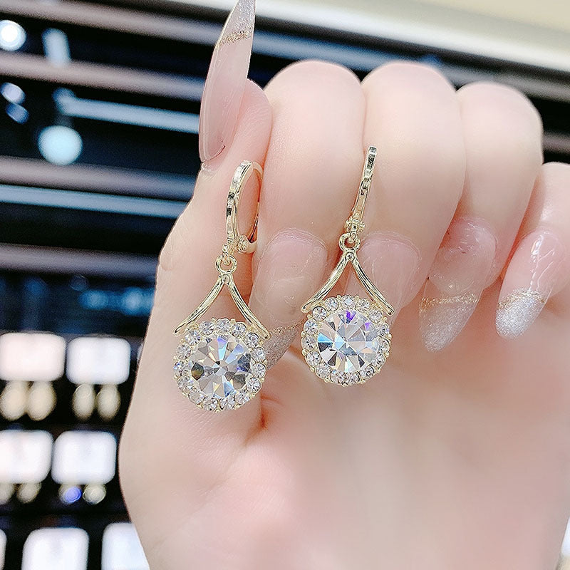 Orecchini in stile europeo e americano con strass personalizzati