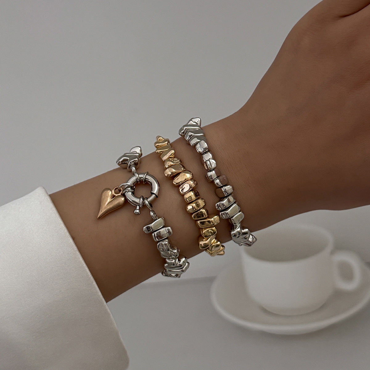 Catena con perline CCB dalla personalità irregolare