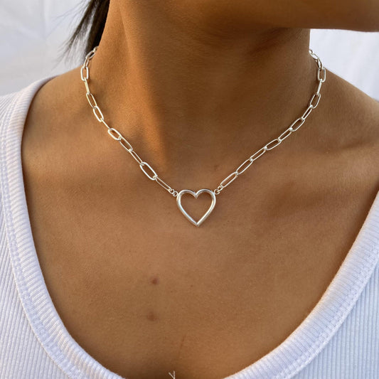 Collana con ciondolo a cuore semplice e versatile