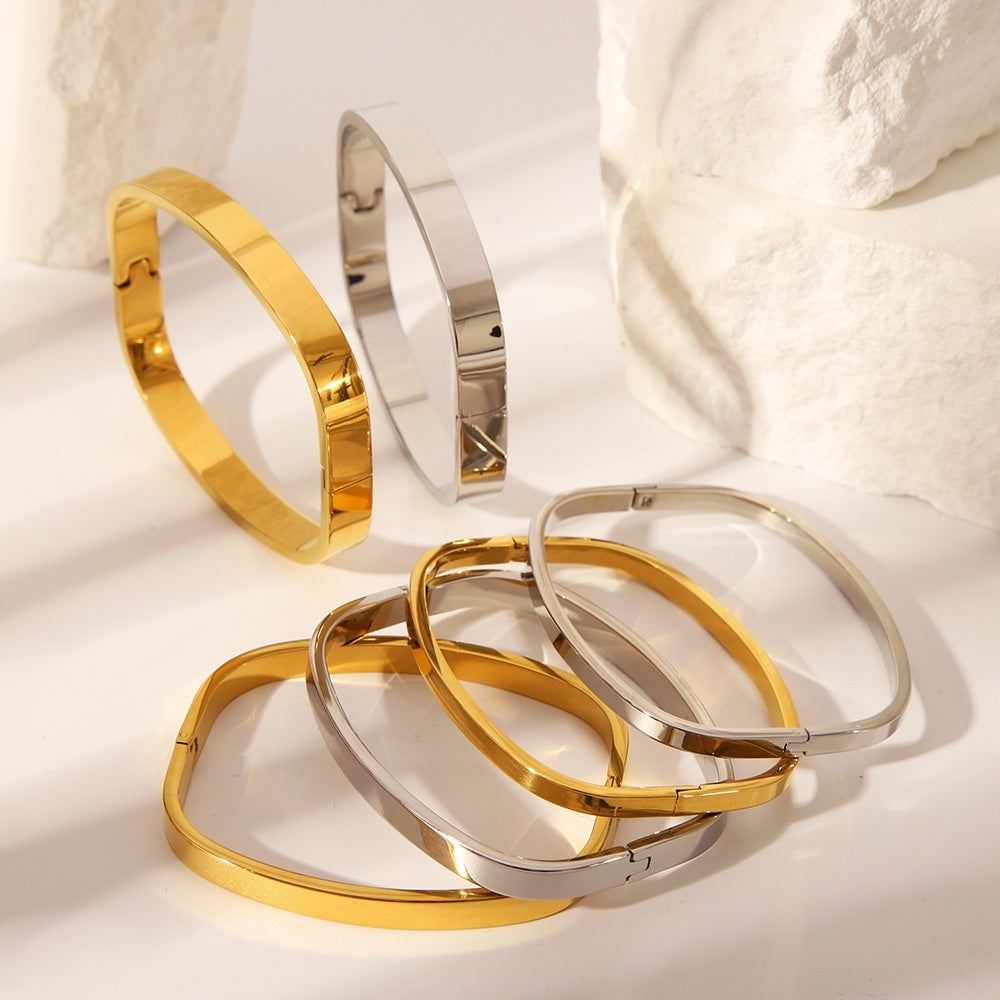 Bracciale da donna con personalità, placcato oro e lucidato a specchio