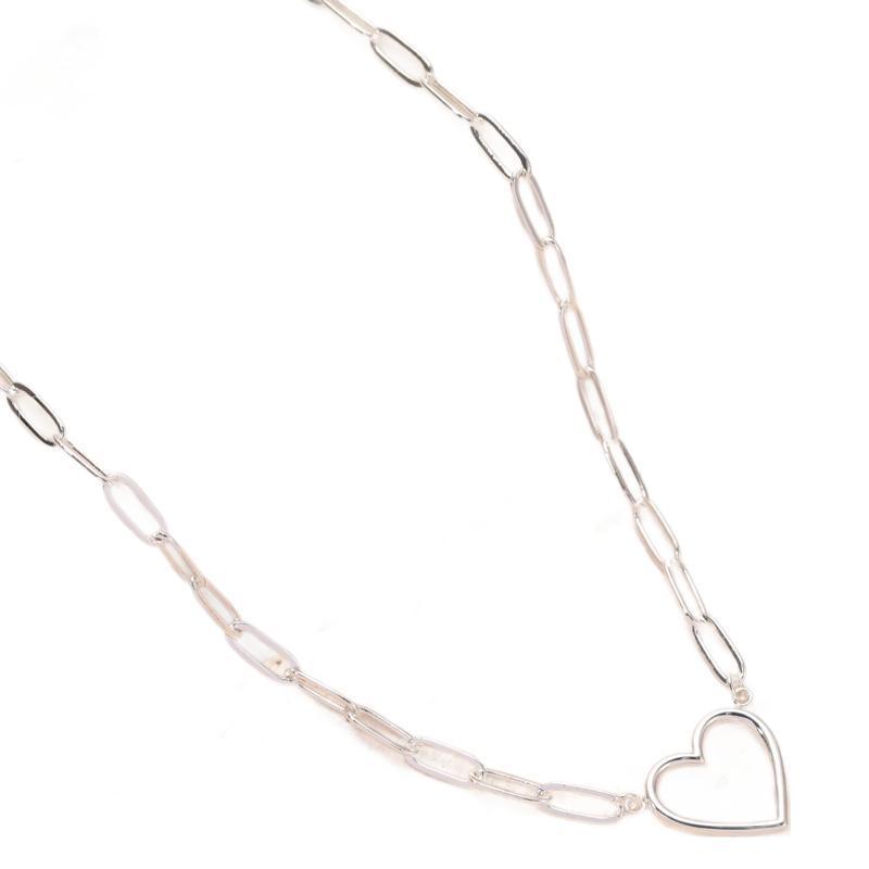 Collana con ciondolo a cuore semplice e versatile